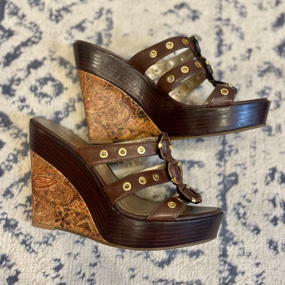 Carlos Santana Women's Wedge Sandal Chocolate Brown Size 7.5